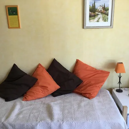 Les Palettes Gæstehus
