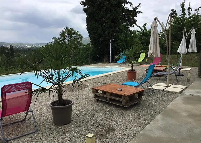 Les Palettes 3* Salavas